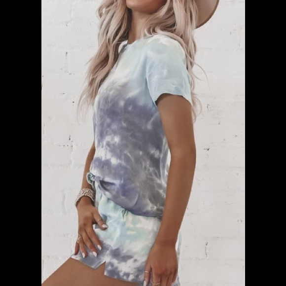 Restock! 💙 Mint Tie Dye lounge set, cute & comfy! - Picture 5 of 7